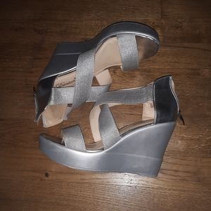Silver wedges size 7